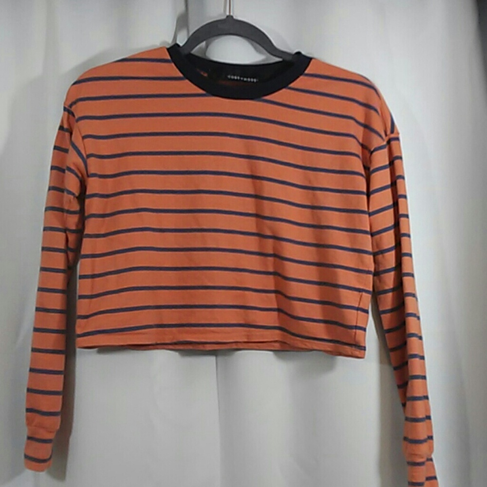 Code X Mode crop top